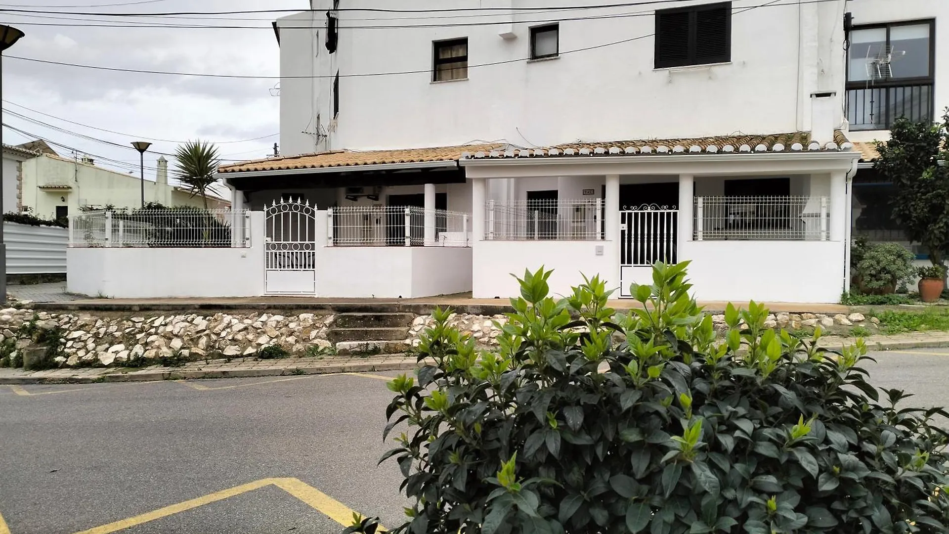 Casa Bela - Zona Calma E Com Piscina Apartment Lagos