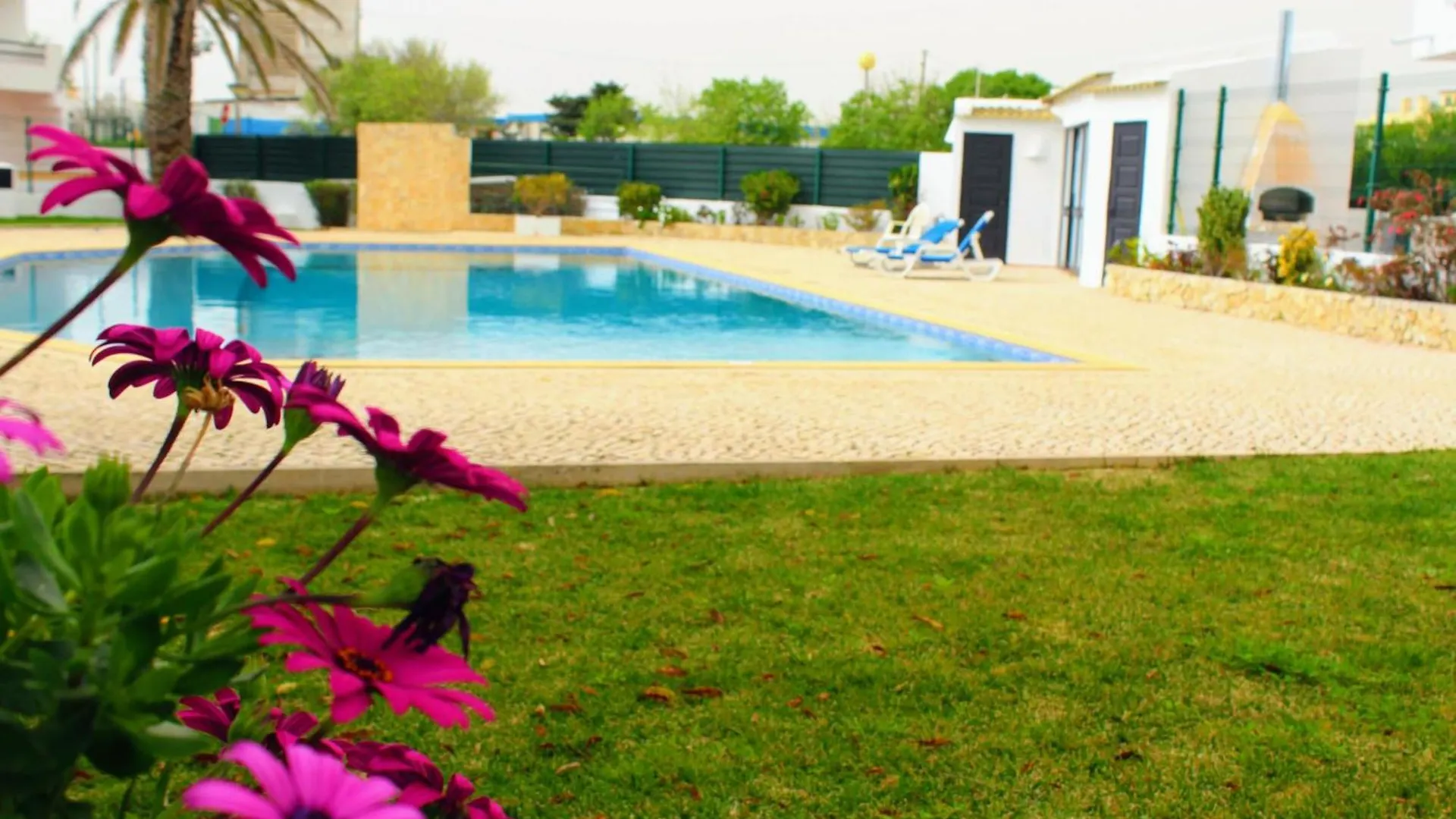 Casa Bela - Zona Calma E Com Piscina Apartment Lagos